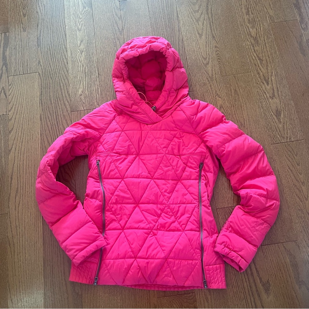 Light lululemon jacket